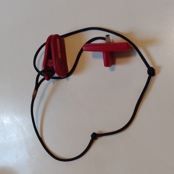 SOLE Treadmill Starter Key Spare Part - Picture 8 of 10